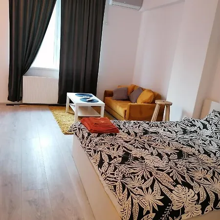 Lägenhet Anaaa Maria's Apartament